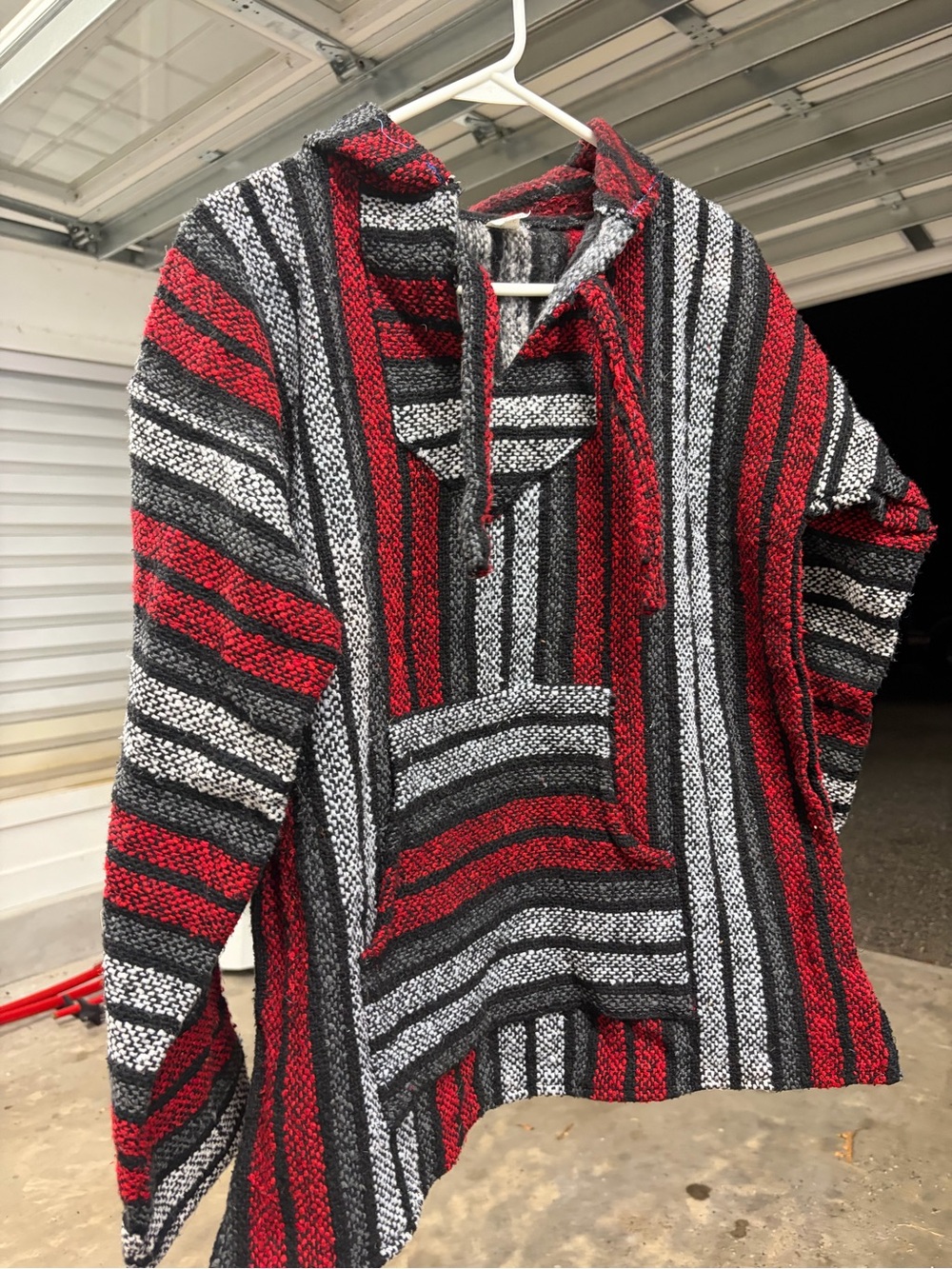 Artesanias Baja Hoodie Made in Mexico Red/Black/White Size M
